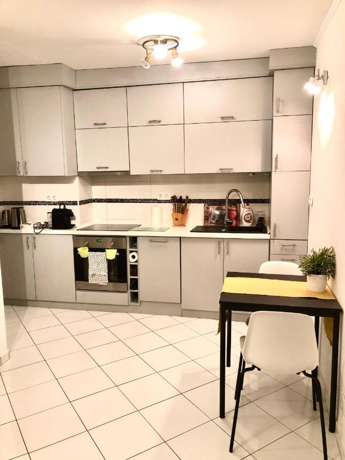 Bright, Spacious Apartment 3 Bedroom, Garage Budapest Luaran gambar